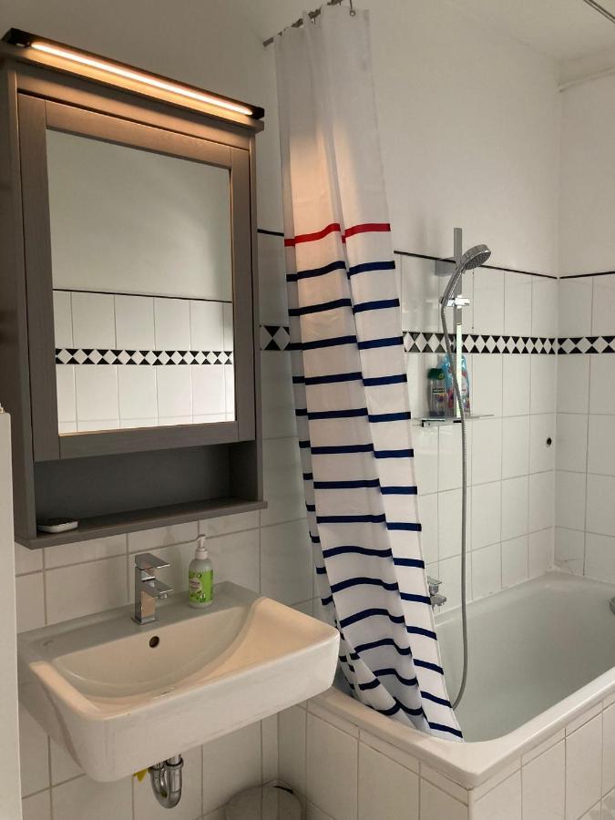 Ganze Wohnung Mit Garten Bremen Bagian luar foto